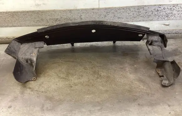 Alfa Romeo 159 Bottom radiator support slam panel 60685279