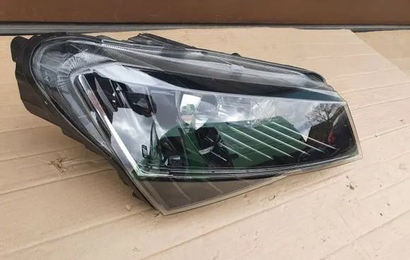 Skoda Superb B8 (3V) Headlight/headlamp 3V1941016B