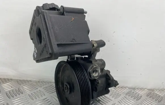 Mercedes-Benz S W221 Power steering pump 0054662001