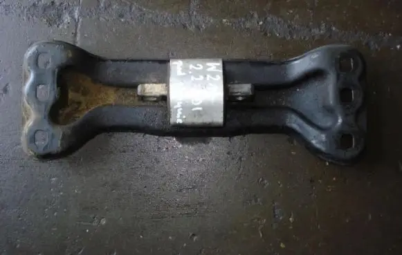 Mercedes-Benz E W211 Front subframe