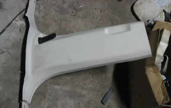 Lincoln Navigator (B) pillar trim (top) JL1B76243A52AD35V0