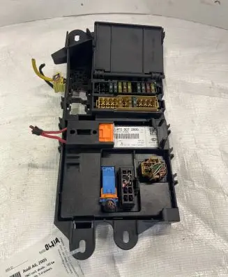 Audi A6 S6 C6 4F Fuse module A61A62005