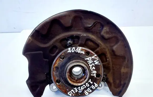 Volkswagen PASSAT B8 Front wheel hub 3Q0400054Q 5Q0615312G