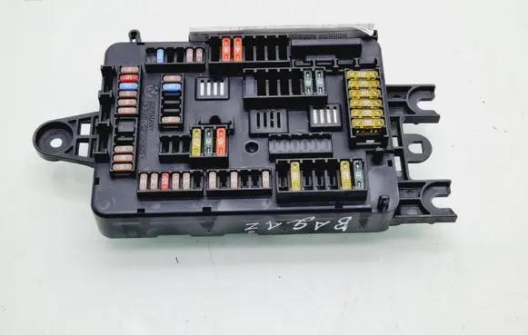 BMW 1 F20 F21 Fuse box set 926111103