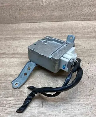 Toyota Yaris Power steering control unit/module 896500D030 1129000650