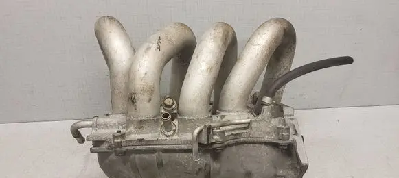 Nissan Almera N16 Intake manifold