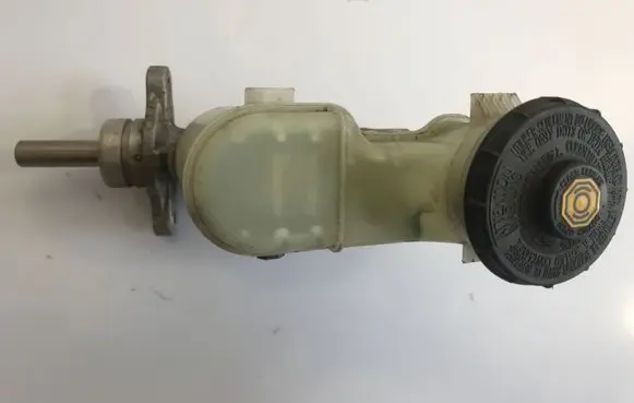 Honda Accord Master brake cylinder