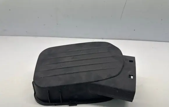 Maserati Ghibli Air filter box cover 70552752 LP193000 670001584