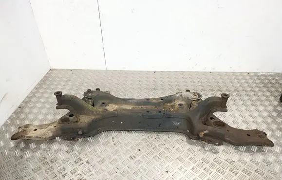 Toyota RAV 4 (XA30) Front subframe