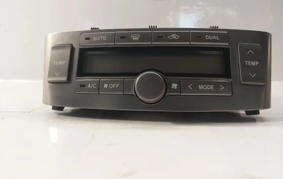 Toyota Avensis T250 Climate control unit MB1465704433 5590005270 5591205060