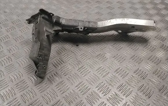 Mercedes-Benz GLC C253 Headlight/headlamp mounting bracket A2536210700