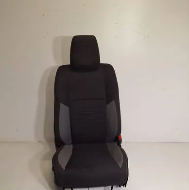 Toyota Auris E180 Front passenger seat 