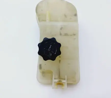 Citroen Xsara Picasso Coolant expansion tank/reservoir 