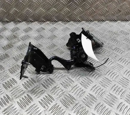 Mercedes-Benz C W205 Tailgate/trunk/boot hinge A2057507400 A2057507300
