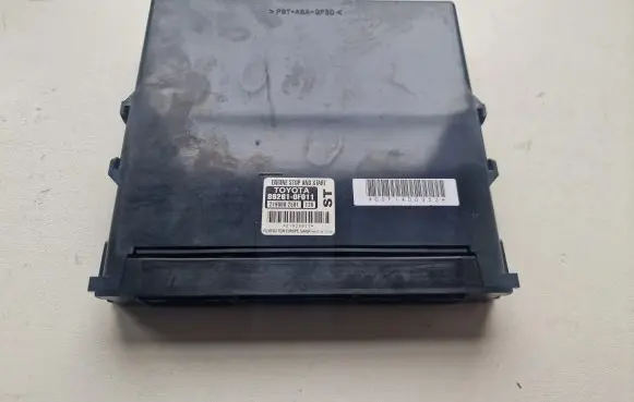 Toyota RAV 4 (XA40) Other control units/modules 892610F011
