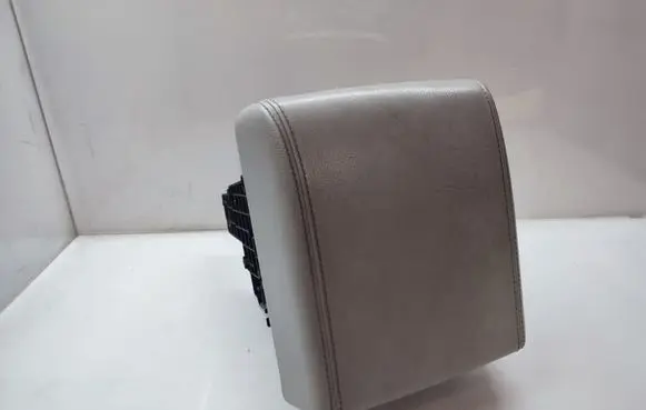 Land Rover Discovery Sport Armrest FK72048W42A
