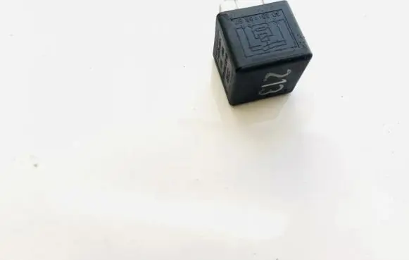 Audi A4 S4 B5 8D Other relay 4432951253j