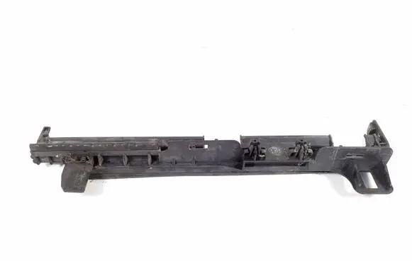 Mercedes-Benz C W204 Radiator mount bracket