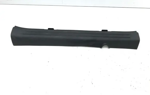 KIA EV6 Front sill trim cover 85880CV000