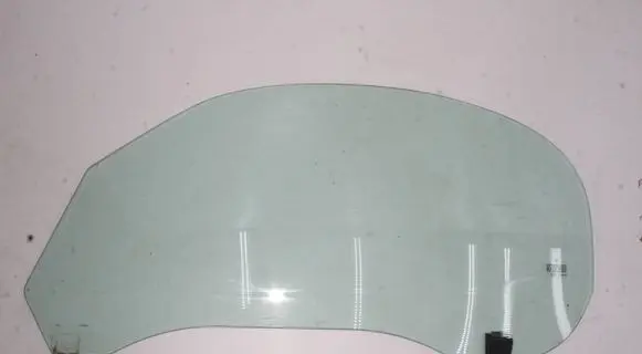 Porsche Boxster 987 Front door window/glass (coupe) 