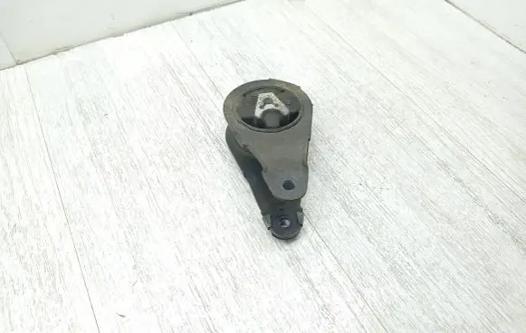 Peugeot 5008 Engine mount bracket 9681648680