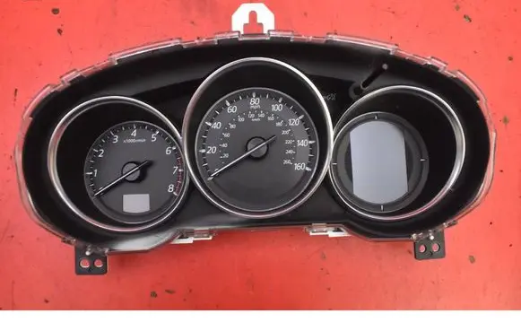 Mazda 6 Speedometer (instrument cluster) GMN6B
