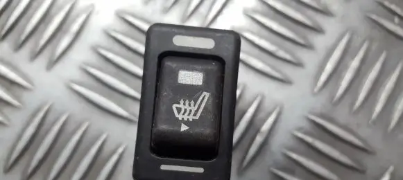 Nissan Almera Seat heating switch