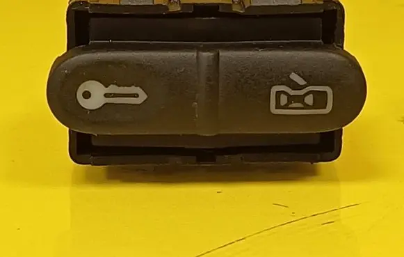 Seat Arosa Central locking switch button 6H0962125A