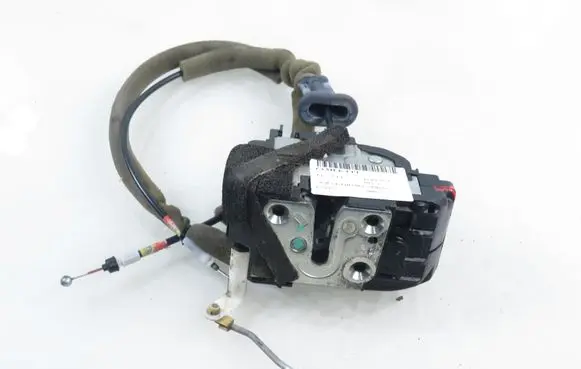 Renault Koleos I Front door lock
