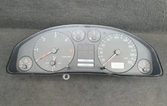 Audi A6 S6 C5 4B Speedometer (instrument cluster) 4B0919860E