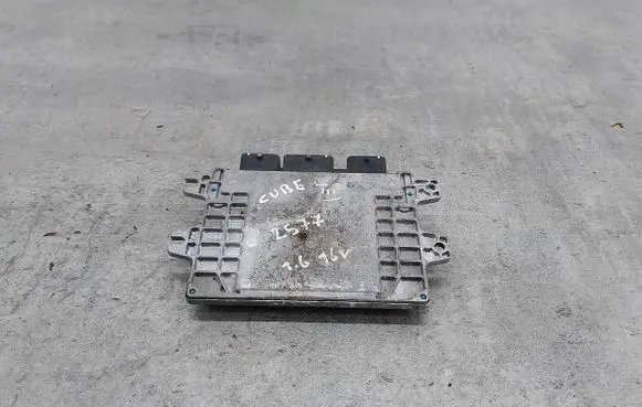 Nissan Cube Z11 Engine control unit/module ECU A56-E03