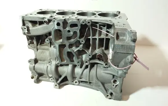 BMW 3 E92 E93 Engine block N47D20c 89278718 781059607
