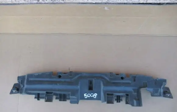 Peugeot 5008 Radiator trim 9670032980