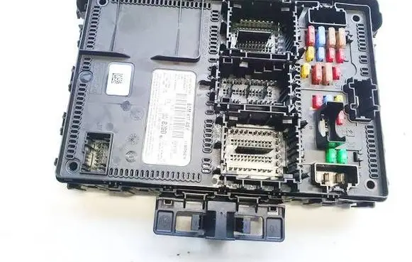 Fuse box set