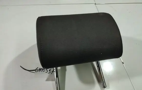 Audi A3 S3 8P Front seat headrest 