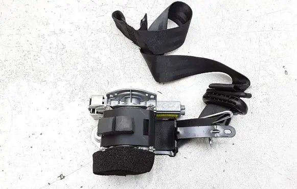 Ford Fiesta Front seatbelt c1bbb61294ac
