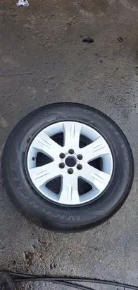 Nissan Pathfinder R51 R14 spare wheel 