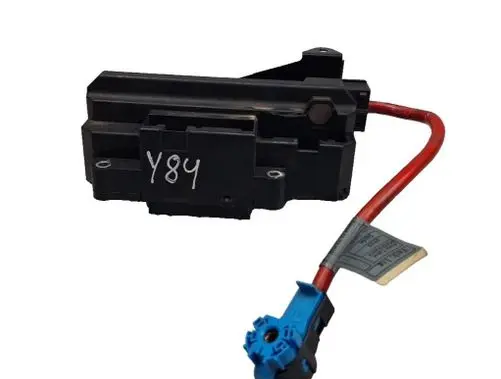 BMW 1 E81 E87 Fuse module 6900583