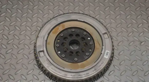 Volvo XC40 Flywheel 23041119022255 32249431