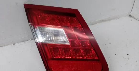 Mercedes-Benz E W212 Tailgate rear/tail lights A2128200764