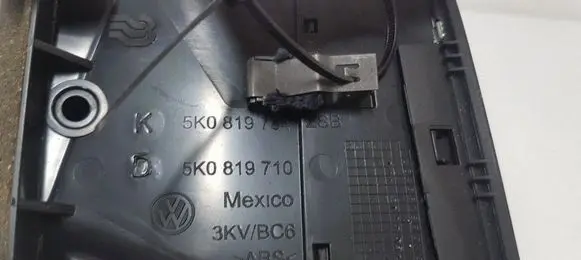 Volkswagen Golf VI Dashboard side air vent grill/cover trim 5K0819704 5K0819710