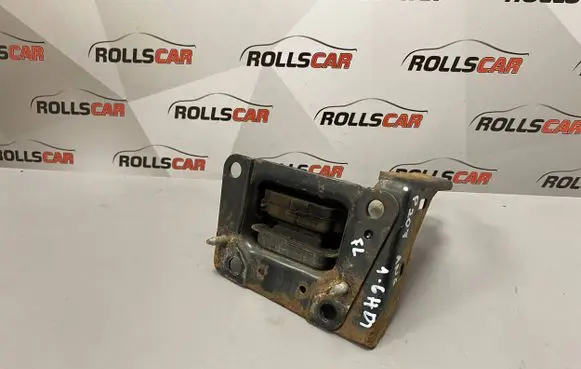 Peugeot 207 Engine mount bracket 9680293680