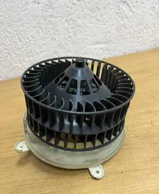 Mercedes-Benz E W210 Air conditioning (A/C) fan (condenser) D8530 A2108211551