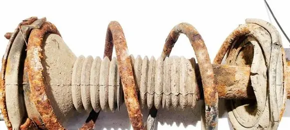 Toyota Avensis Verso Front coil spring 