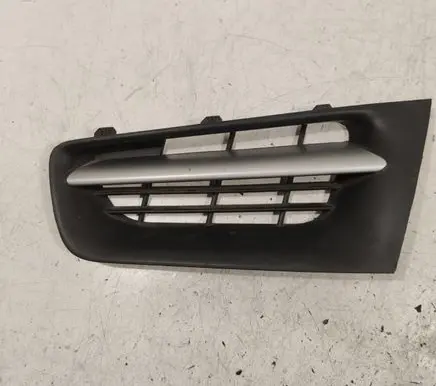 Renault Megane II Front bumper upper radiator grill 8200746094
