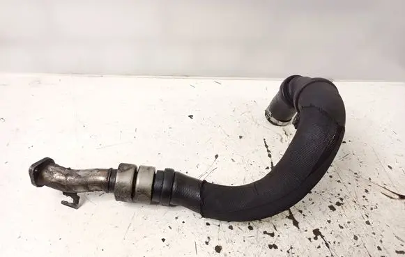 Intercooler hose/pipe