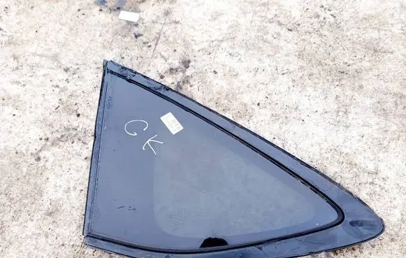 Honda CR-V Rear side window as3