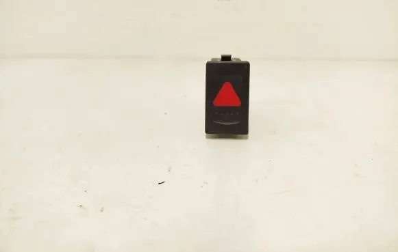 Volkswagen PASSAT B5 Hazard light switch 3B0953235B