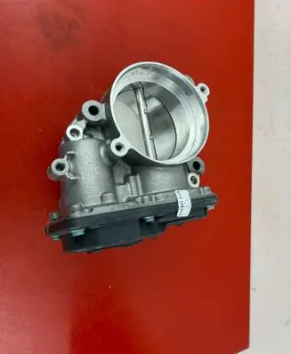 BMW 5 G30 G31 G38 Throttle valve 8667415