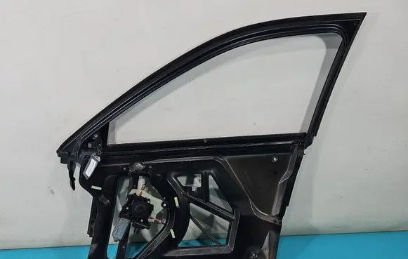 Front door window regulator with motor